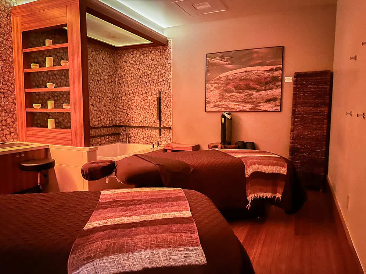 Cedarbrook Spa room