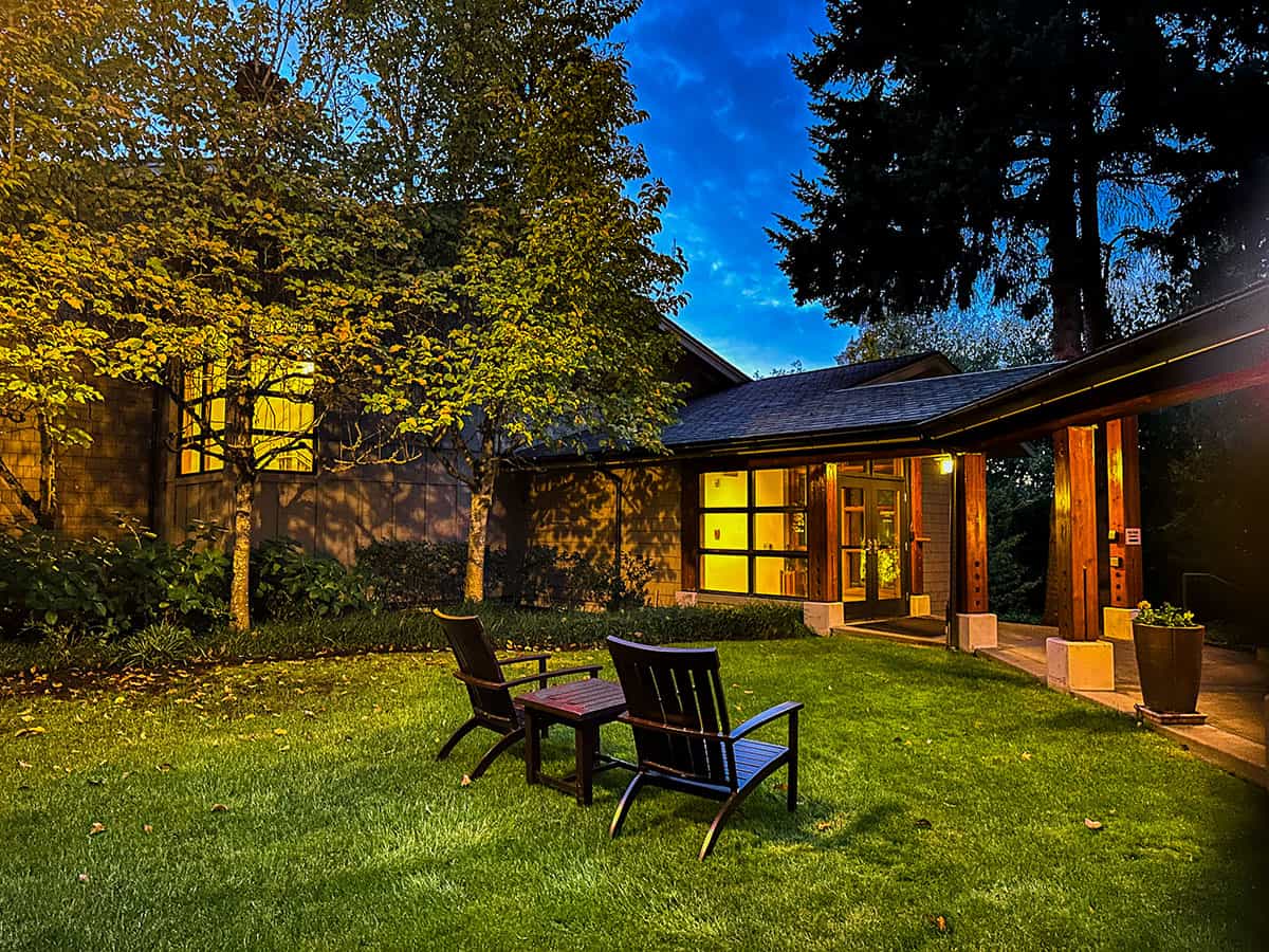 outdoor seating area at luxury hotel airport seattle